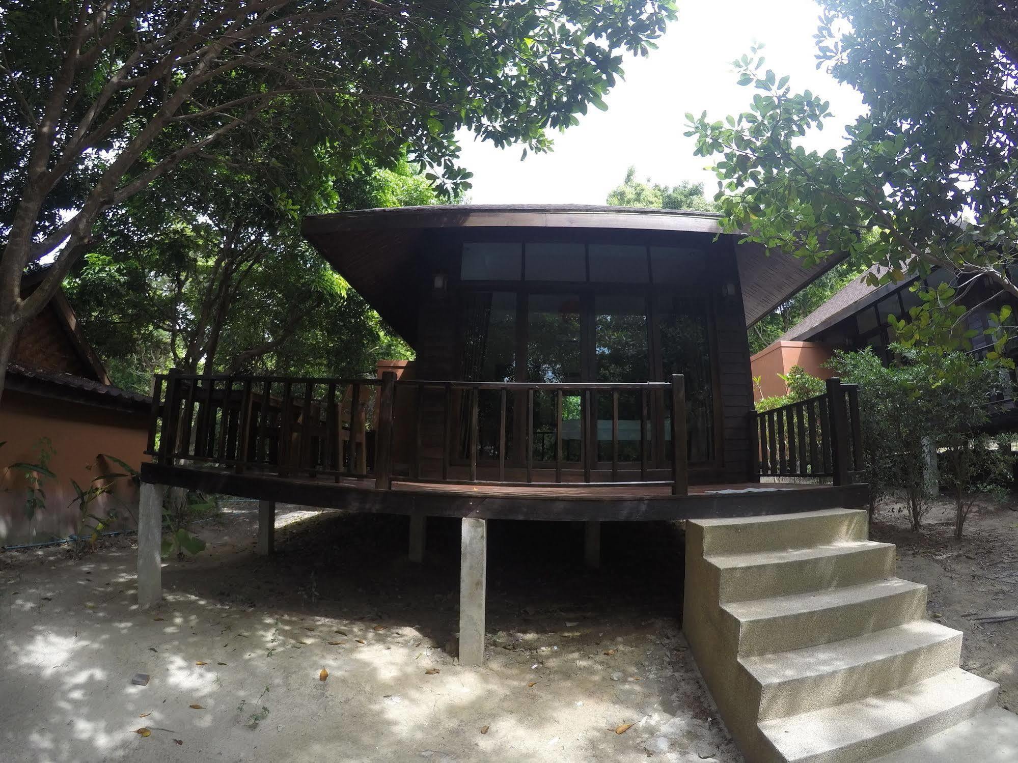 Lipe Sunset Beach Resort Exterior foto